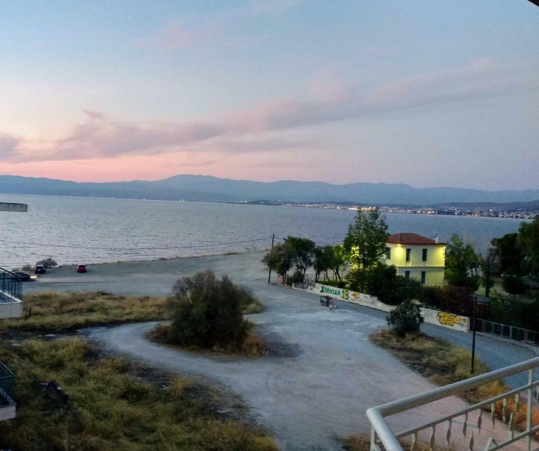 Sea View Apartment Chalkís エクステリア 写真